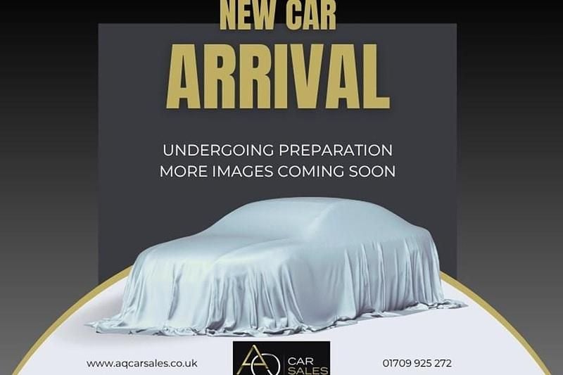 Grey Used 2015 Volvo V40 CC SE Estate | £6,290 (Good price) - Image 1/1