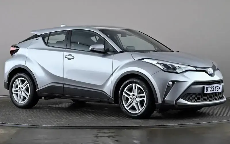Used Toyota C-HR 122 HP (89 kW) 2023 SUV