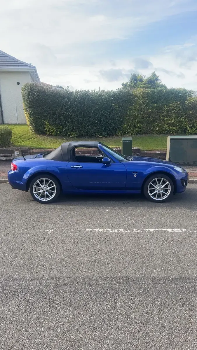 Used Mazda MX5 20th Anniversary 126 HP (92 kW) 2010 Blue Cabriolet