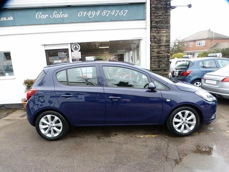 Used Vauxhall Corsa 75 HP (55 kW) 2017 Blue Hatchback