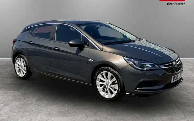Used Vauxhall Astra 125 HP (91 kW) 2017 Hatchback