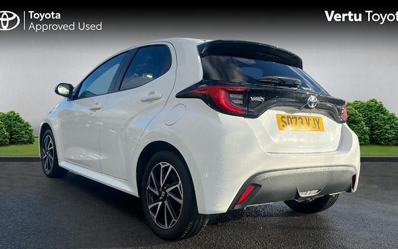 Used Toyota Yaris Hybrid Design 116 HP (85 kW) 2026 Hatchback