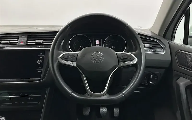 Used VW Tiguan Life 150 HP (110 kW) 2022 White SUV