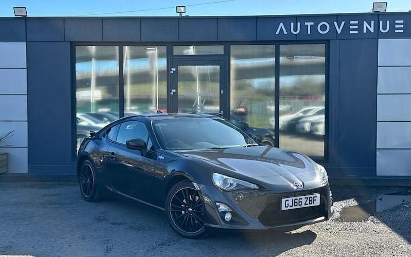 Used Toyota GT86 GT 200 HP (147 kW) 2016 Grey Coupe