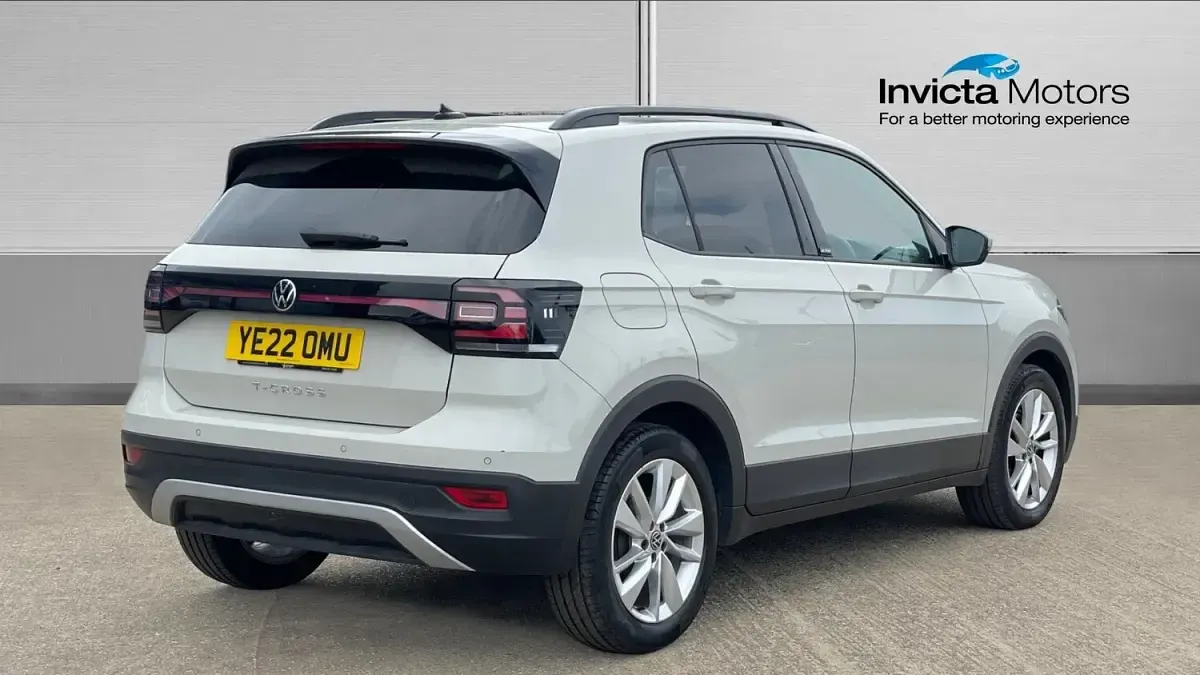 Used VW T-Cross Active 95 HP (69 kW) 2022 Grey SUV