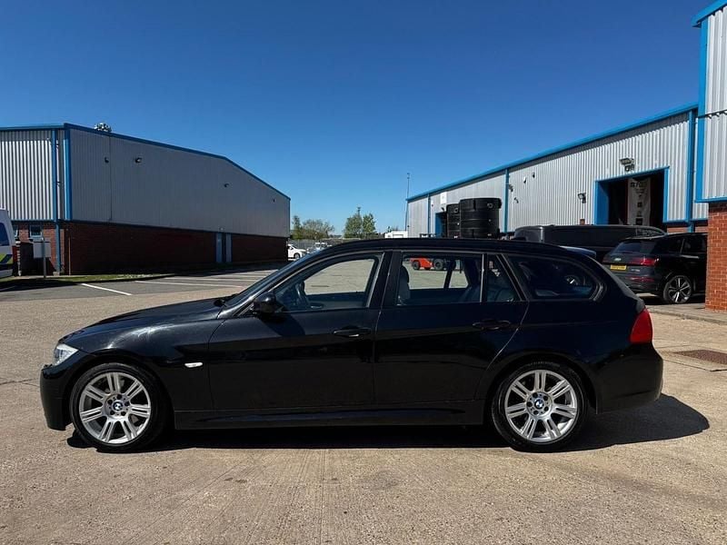 Begagnad BMW 320 M Sport 2010 Svart Kombi