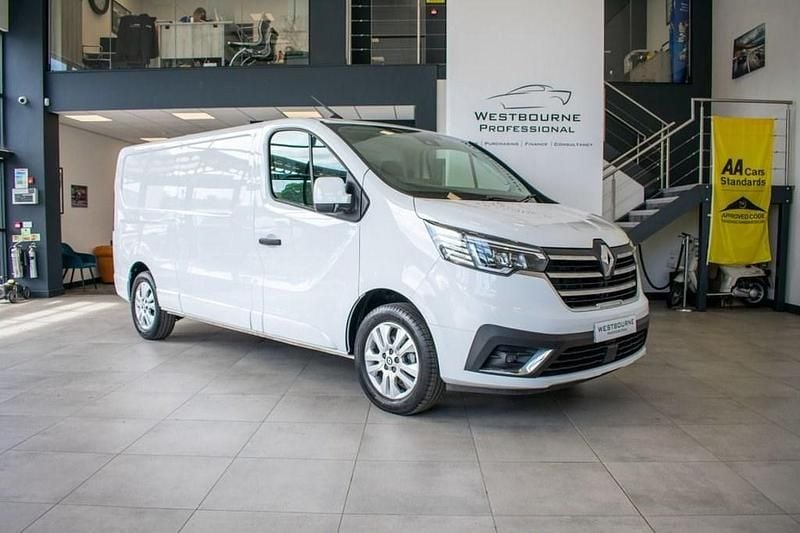 White Used 2024 Renault Trafic Van | £20,980 (Fair price) - Image 1/3