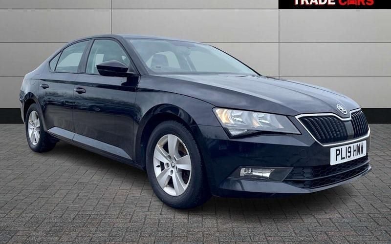 Black Used 2019 Skoda Superb Hatchback | £8,295 (Super price) - Image 1/4