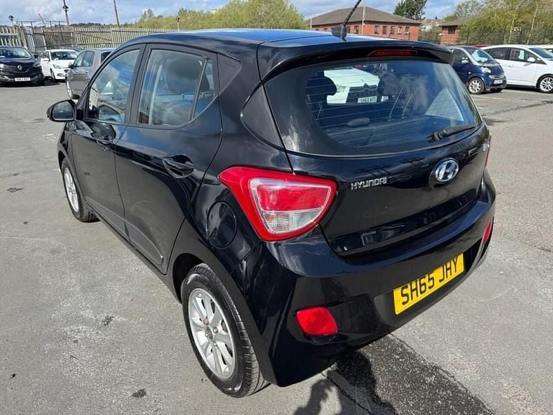 Used Hyundai i10 Edition 67 HP (49 kW) 2015 Black Hatchback