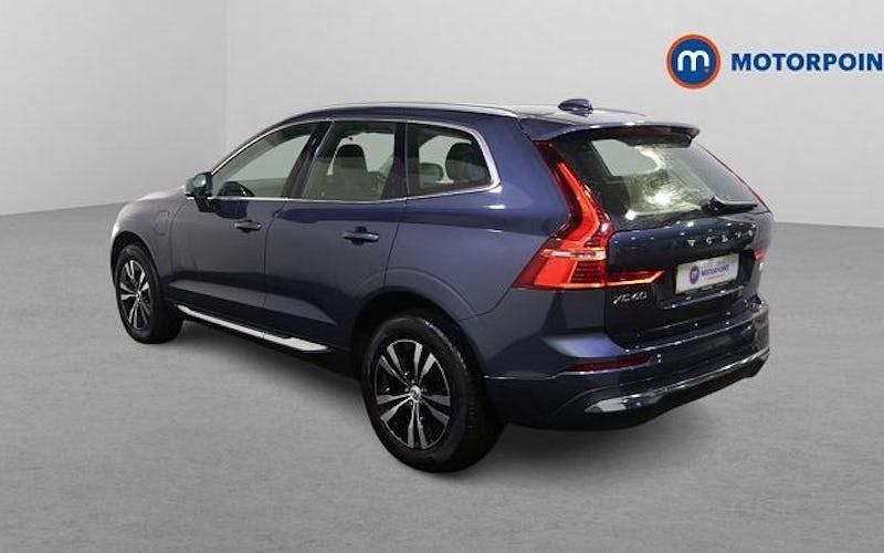 Used Volvo XC60 Core 349 HP (256 kW) 2022 Blue SUV