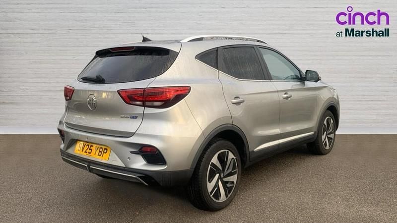 Used MG ZS Trophy Connect 129 kW (176 HP) 2025 Silver SUV