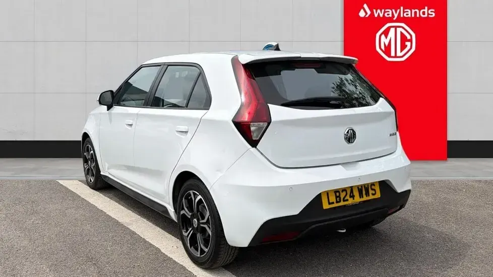 Used MG MG3 Exclusive 2024 White Hatchback