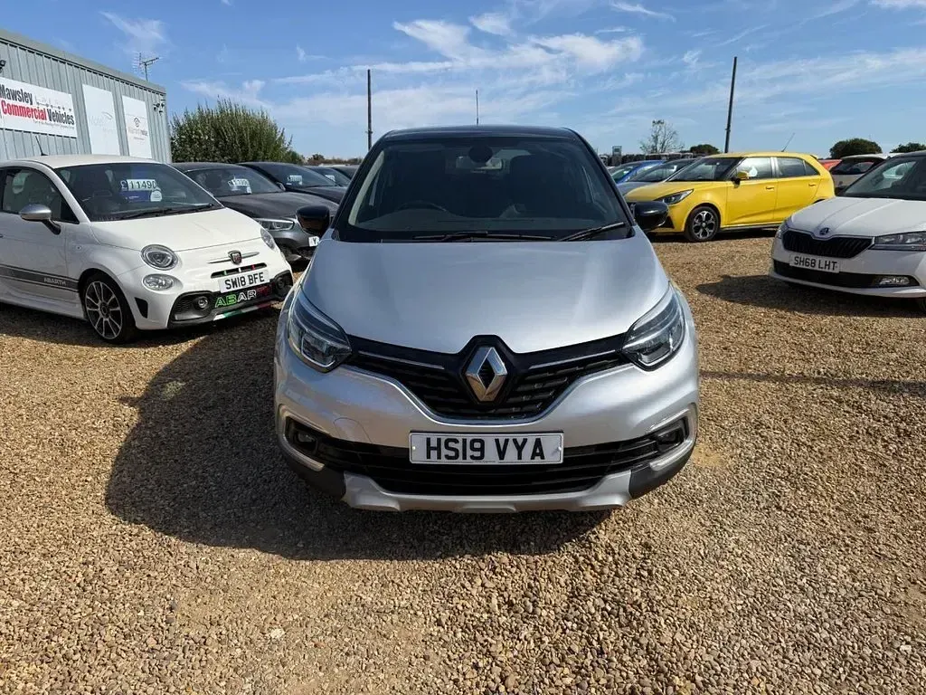 Used Renault Captur GT-Line 90 HP (66 kW) 2019 Silver SUV