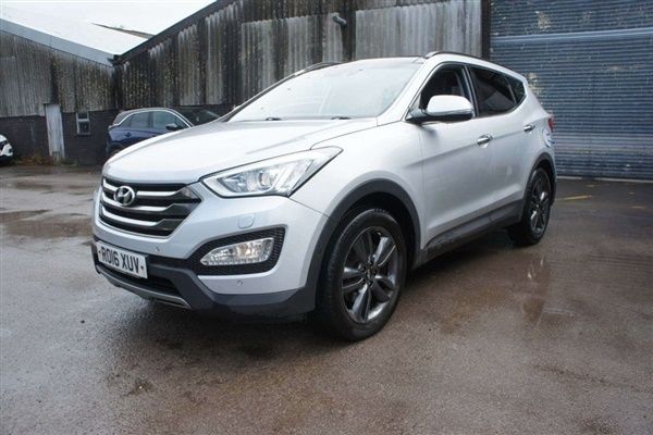 Silver Used 2016 Hyundai Santa Fe Premium SE SUV | £8,990 (Fair price) - Image 1/1