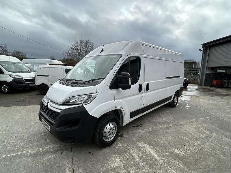 Used Citroën Relay 140 HP (102 kW) 2022 White Van