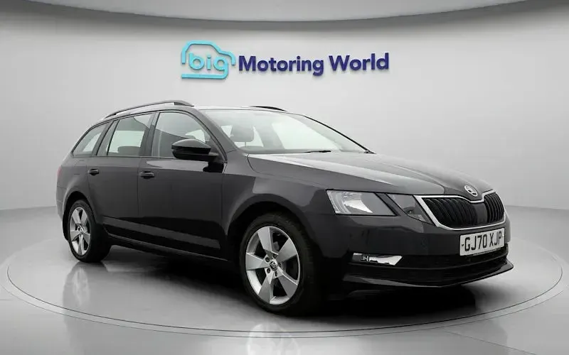 Used Skoda Octavia SE Drive 150 HP (110 kW) 2020 Black Estate