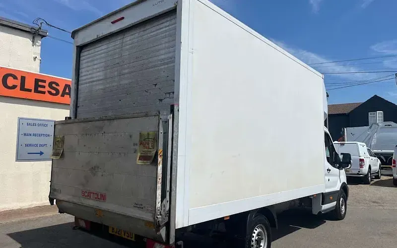 Used Ford Transit 131 HP (96 kW) 2021 White Van