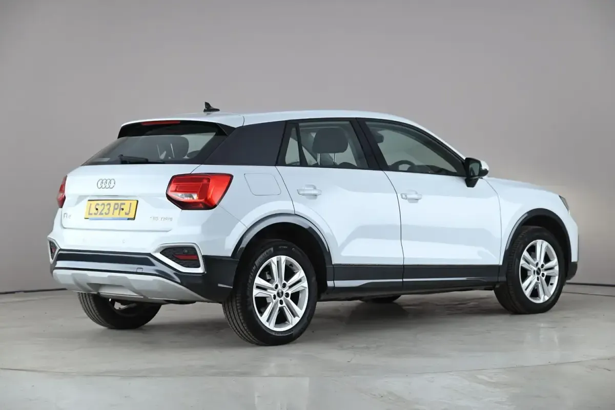 Gebraucht Audi Q2 Sport 2023 Weiß SUV