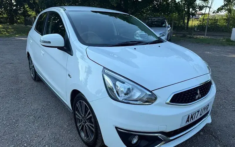Used Mitsubishi Mirage 80 HP (58 kW) 2017 Hatchback