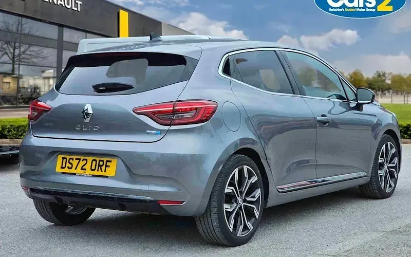 Used Renault Clio Techno 145 HP (106 kW) 2023 Grey Hatchback
