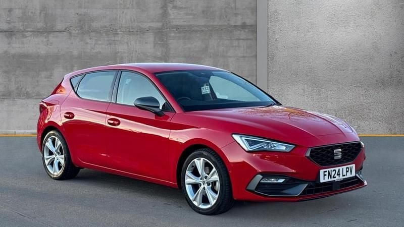 Used Seat Leon FR 110 HP (80 kW) 2024 Red