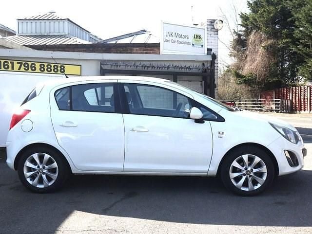 Used Vauxhall Corsa Excite 65 HP (47 kW) 2014 Hatchback