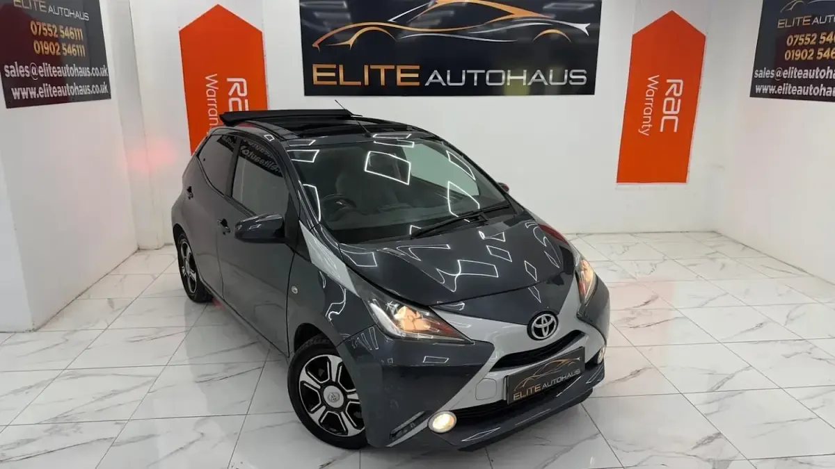Used Toyota Aygo X-clusiv 69 HP (50 kW) 2016 Grey Hatchback