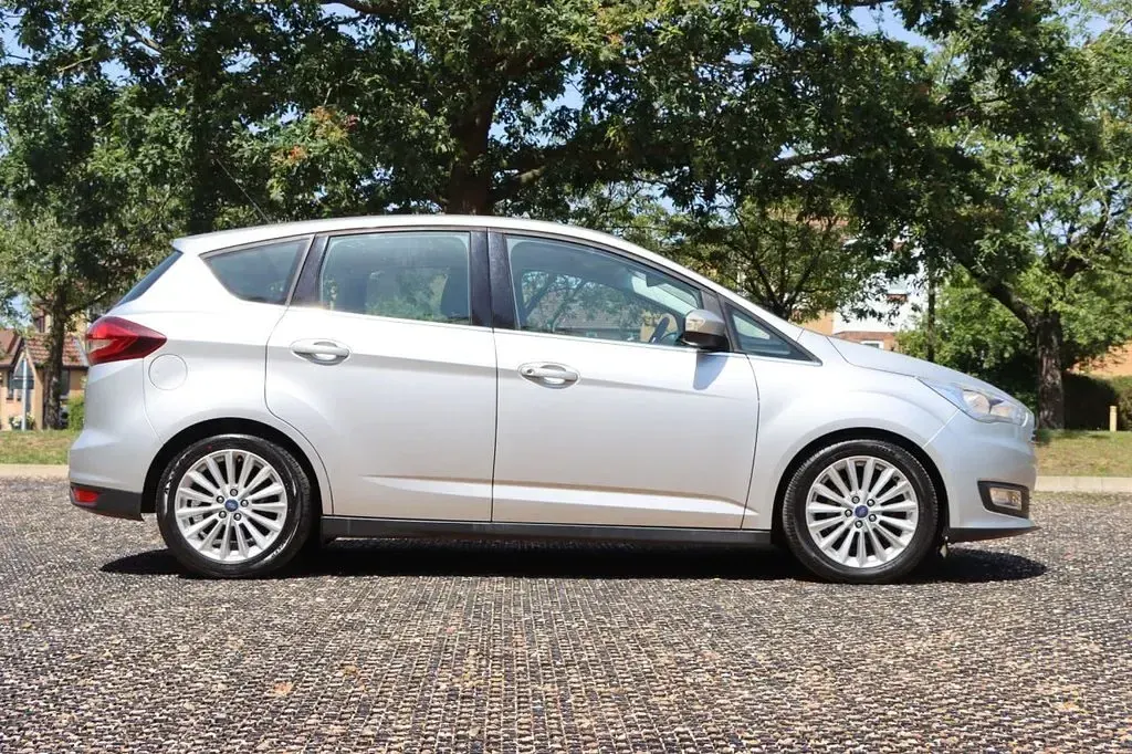 Used Ford C-MAX Titanium 125 HP (91 kW) 2015 Silver MPV