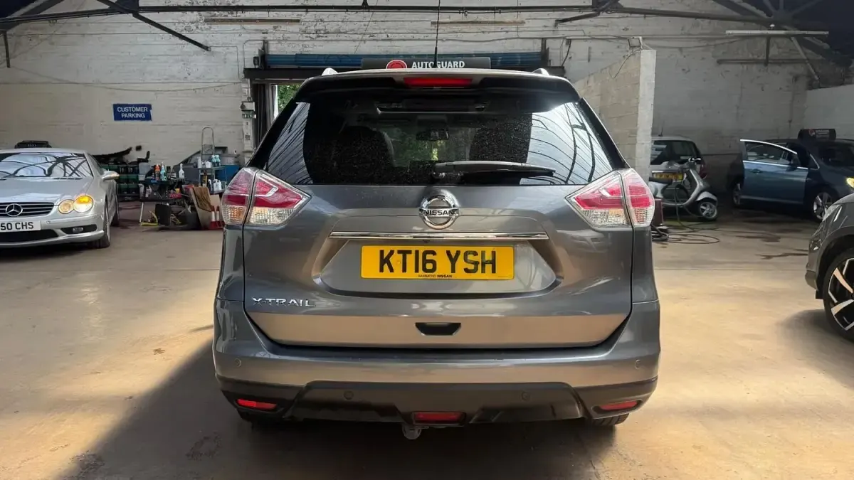 Used Nissan X-Trail Tekna 130 HP (95 kW) 2016 Grey SUV