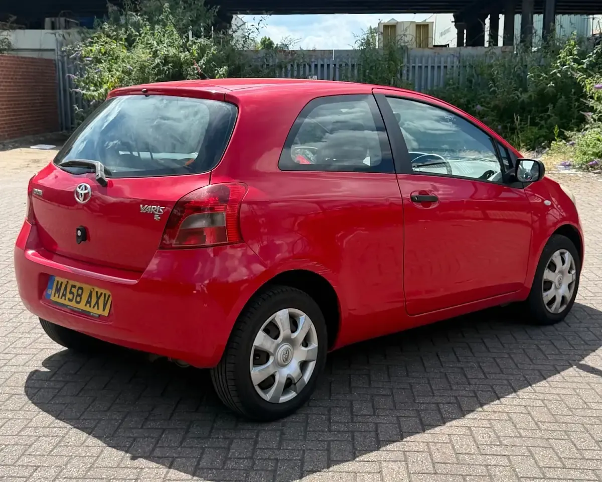 Used Toyota Yaris T2 2008 Red Hatchback