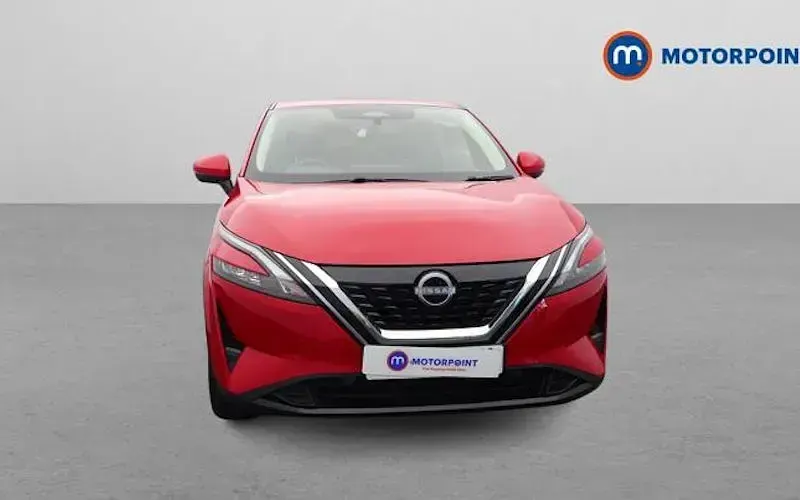Used Nissan Qashqai N-Connecta 190 HP (139 kW) 2023 Red SUV