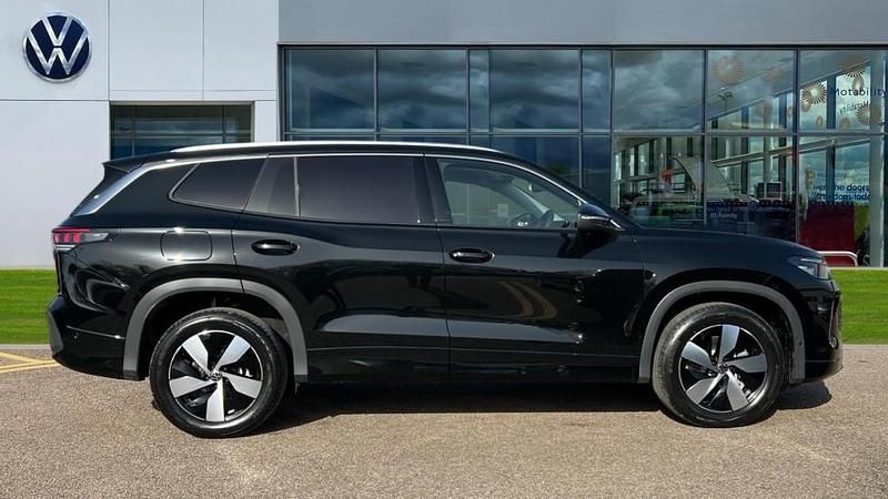 New VW Tayron Life 204 HP (150 kW) 2026 Grenadilla black metallic SUV