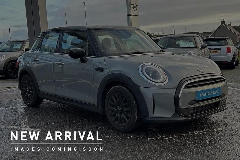 Grey Used 2022 Mini Cooper Classic Hatchback | £16,200 (Fair price) - Image 1/4