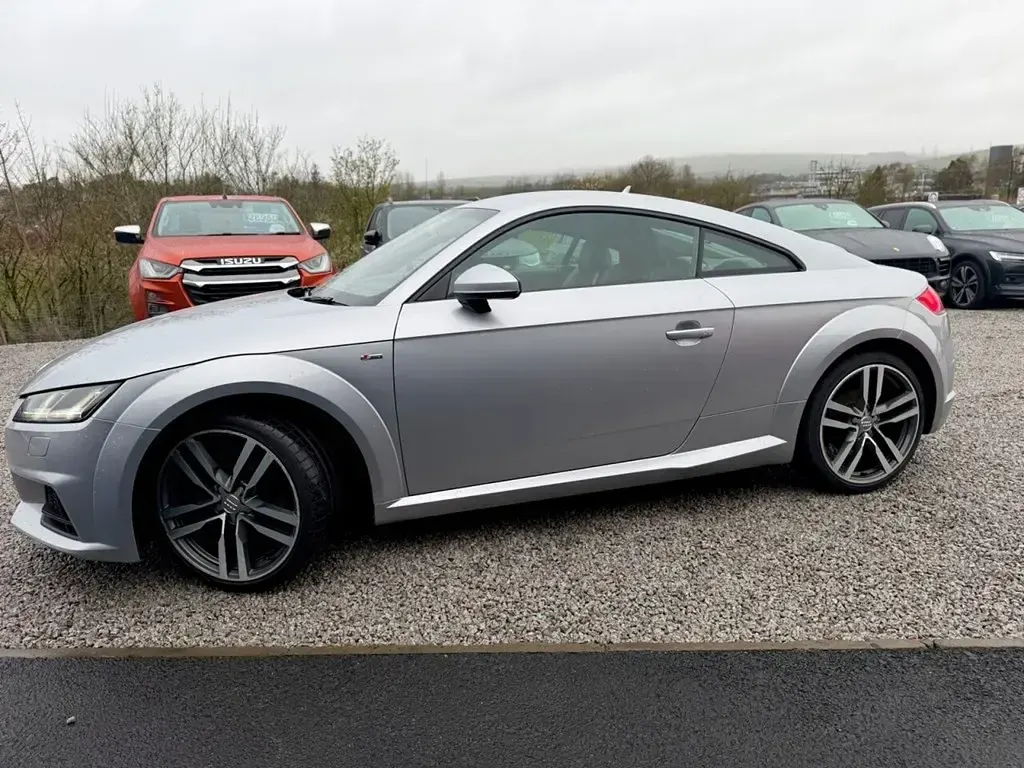 Begagnad Audi TT S-Line 184 HK (135 kW) 2016 Silver Sportkupé