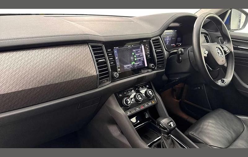 Used Skoda Kodiaq SE L Executive 150 HP (110 kW) 2023 Energy blue SUV