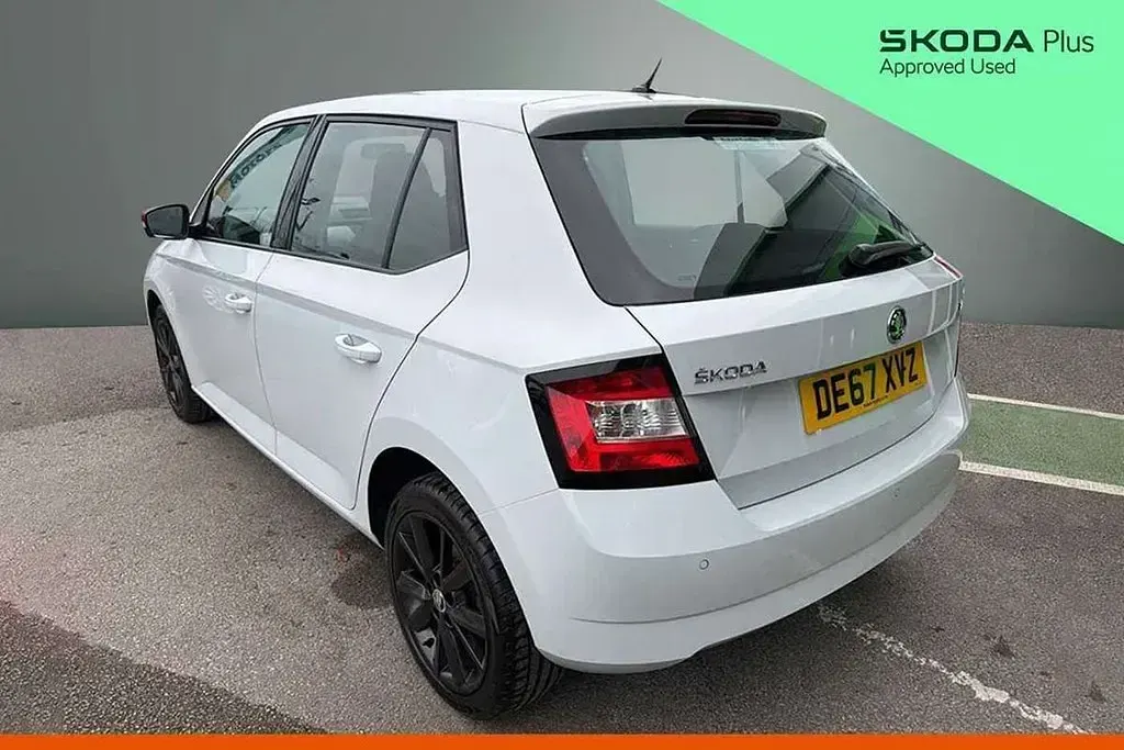 Used Skoda Fabia 108 HP (79 kW) 2017 White Hatchback