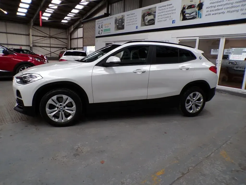 Begagnad BMW X2 Comfort Edition 192 HK (141 kW) 2020 Vit SUV