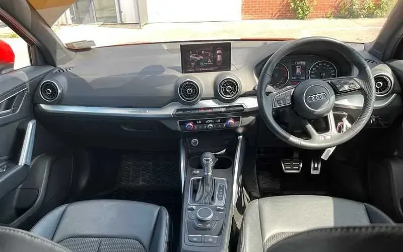 Used Audi Q2 S-Line 150 HP (110 kW) 2017 Orange SUV