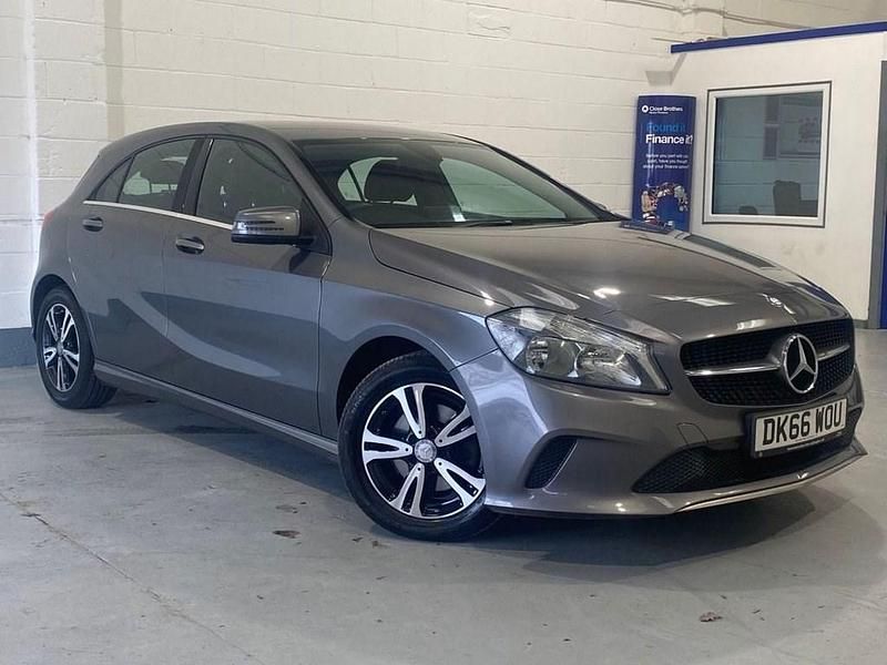 Used Mercedes A200 SE 136 HP (100 kW) 2016 Grey Hatchback