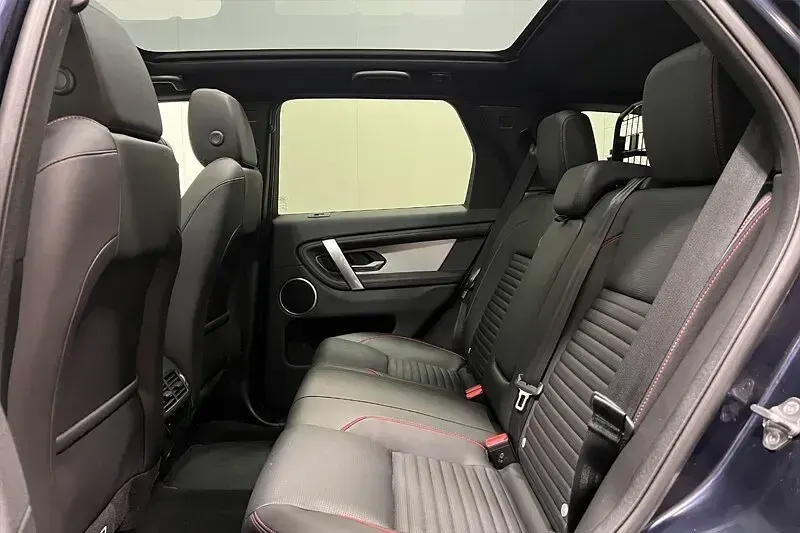 Used Land Rover Discovery 5 Urban Edition 304 HP (223 kW) 2023 Blue SUV