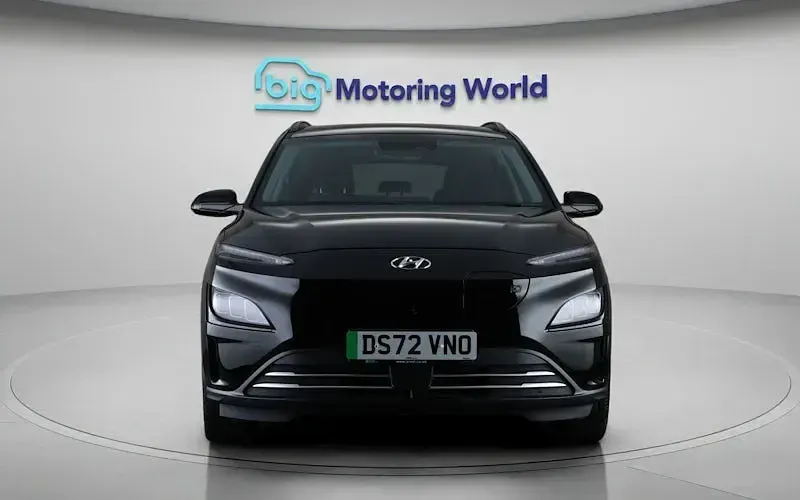 Second-hand Hyundai Kona Premium 150 kW (204 CP) 2022 Negru SUV