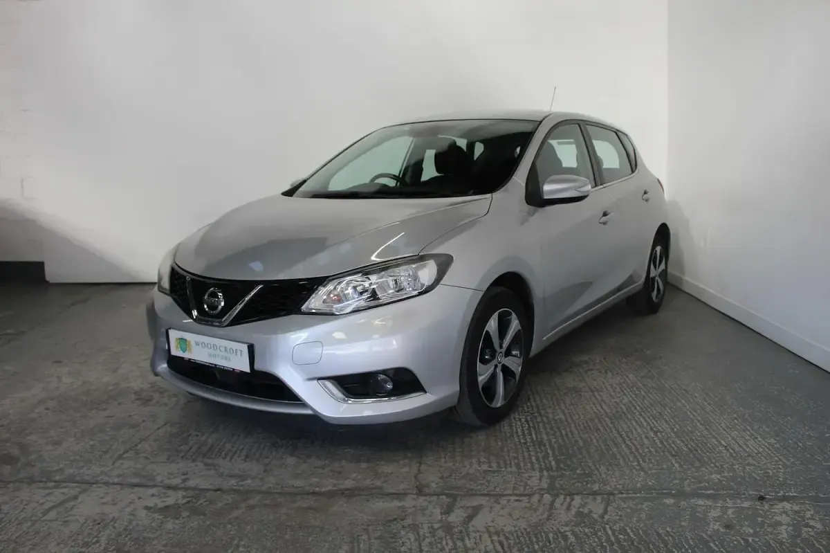 Used Nissan Pulsar Acenta 110 HP (80 kW) 2016 Silver Hatchback