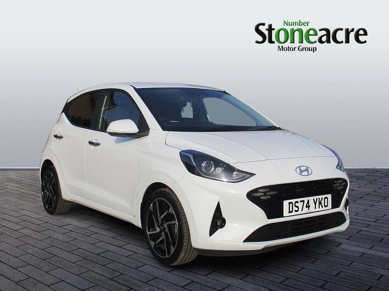 White Used 2024 Hyundai i10 Premium Hatchback | £14,295 (Fair price) - Image 1/4