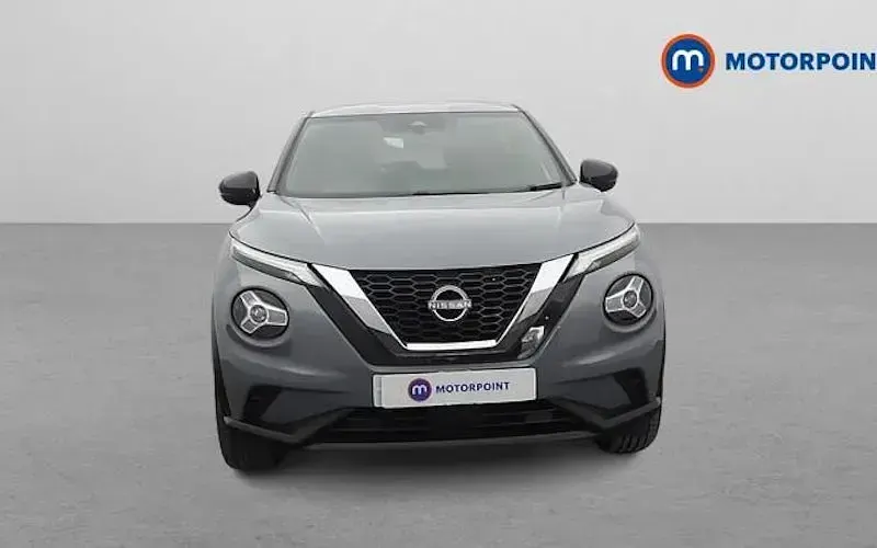 Used Nissan Juke N-Connecta 114 HP (83 kW) 2023 Grey SUV