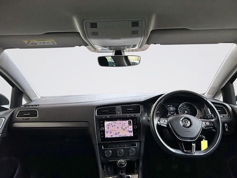 Begagnad VW Golf VII Match 115 HK (84 kW) 2019 Blå Halvkombi