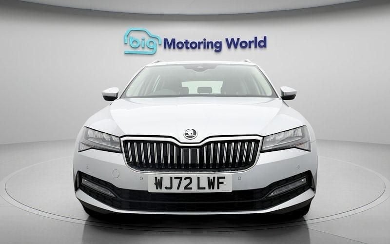 Used Skoda Superb SE 150 HP (110 kW) 2023 Silver Estate