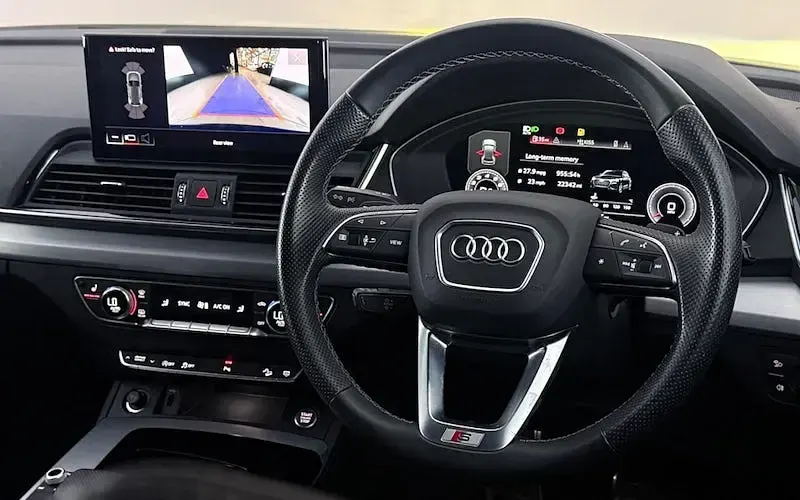 Used Audi Q5 S-Line 265 HP (194 kW) 2021 Blue SUV