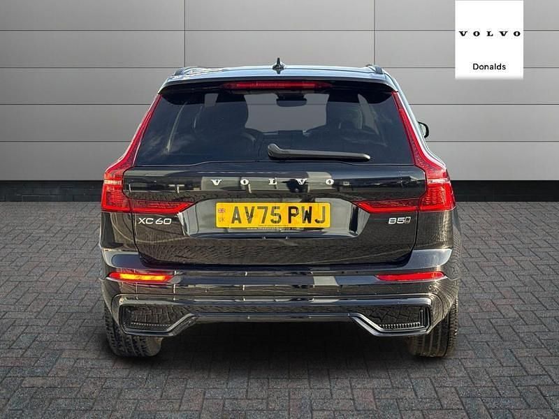 Used Volvo XC60 Plus 247 HP (181 kW) 2025 Black SUV