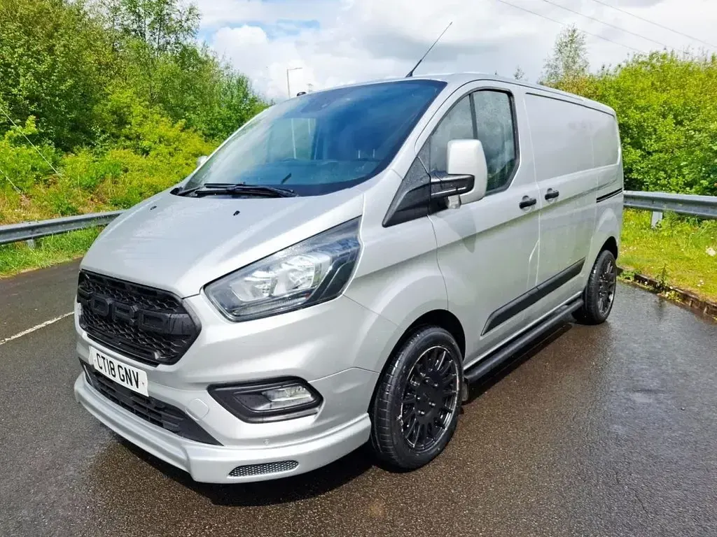 Used Ford Transit Custom Trend 105 HP (77 kW) 2018 Silver Van