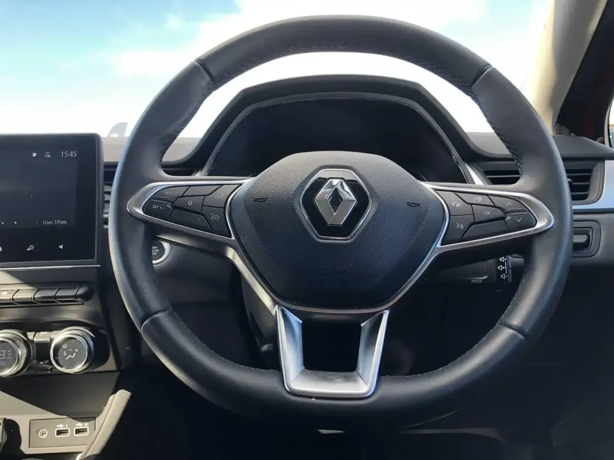 Gebraucht Renault Captur Evolution 140 PS (102 kW) 2024 Rot SUV